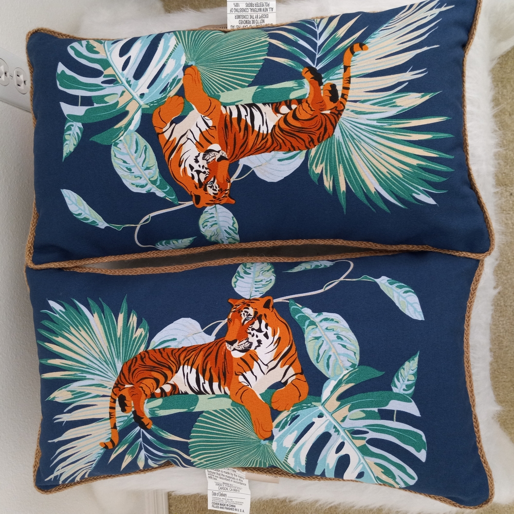 Allen + Roth Tropical Tiger Decorative Pillows - Picture 2 of 7